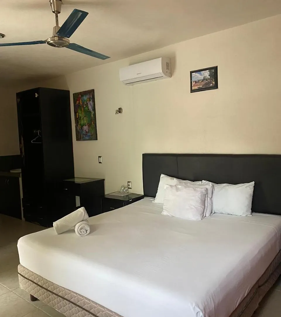 Bed & Breakfast Luna Bacalar - Gratis Renta Bicicletas